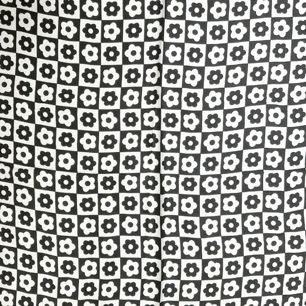 2/$30 NEW Groovy Retro Flower Power Black White Geometric Print Fashion Scarf